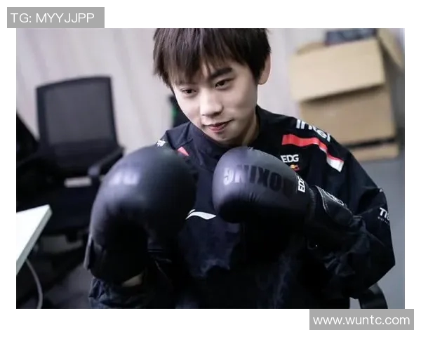 LNG战队逆袭之路的背后故事与荣耀时刻全纪录 LNG战队逆袭之路的背后故事与荣耀时刻全纪录