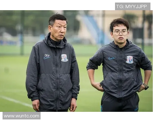 上海足球队中路突破的优势与不足分析及未来发展方向探讨 上海足球队中路突破的优势与不足分析及未来发展方向探讨