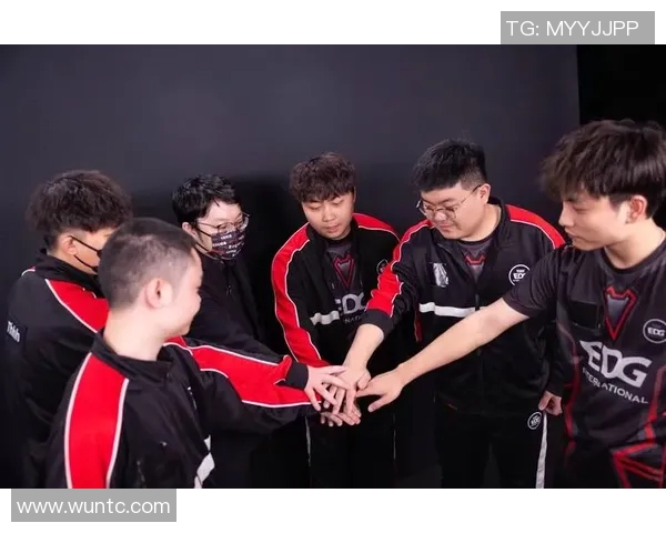 DOTA2盛宴：深入解析EDG战队的快速崛起与战术魅力