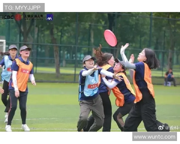 飞盘竞技的魅力与挑战:深入探讨广州飞盘队的训练与比赛节奏 飞盘竞技的魅力与挑战:深入探讨广州飞盘队的训练与比赛节奏