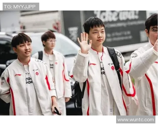 TES战队以97分稳居Major赛积分榜首位，其他战队紧随其后